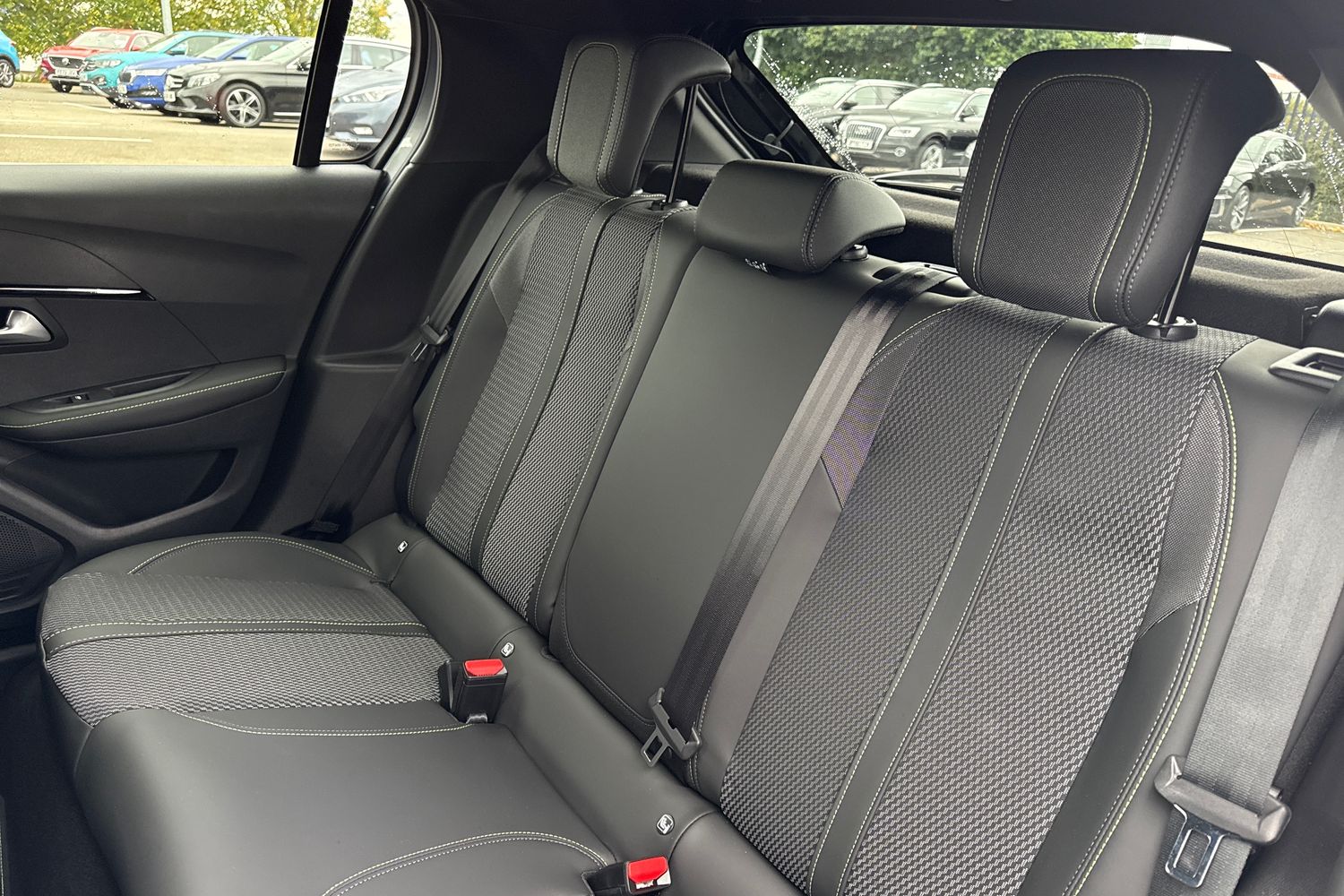 Used Peugeot E-208 2025 for sale - 76158273: Photo 18