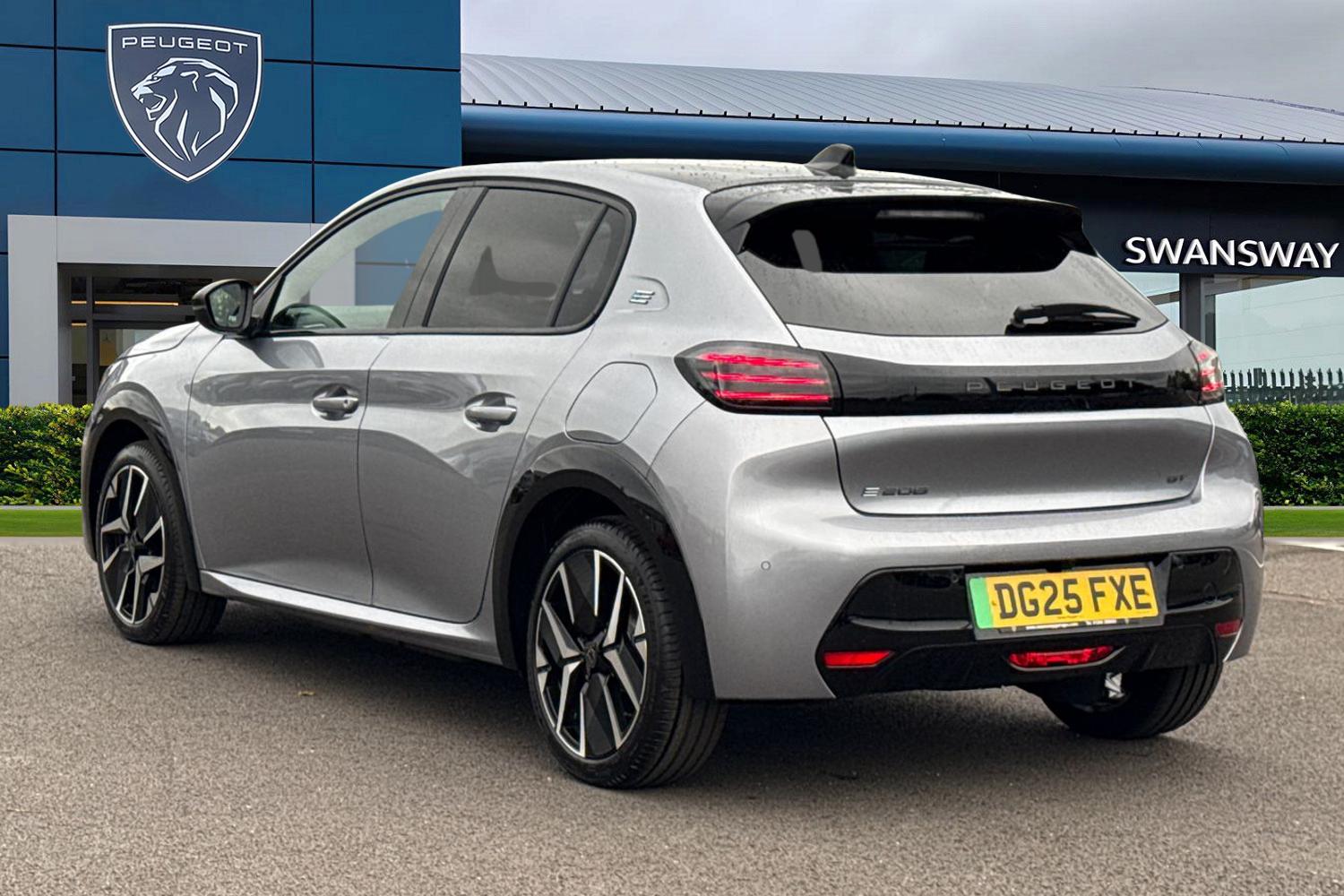 Used Peugeot E-208 2025 for sale - 76158273: Photo 2