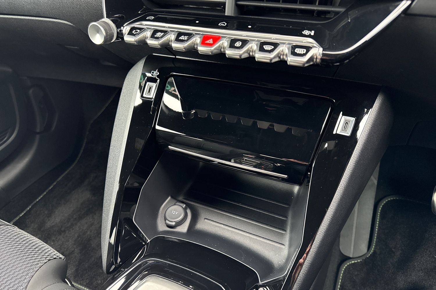 Used Peugeot E-208 2025 for sale - 76158273: Photo 55