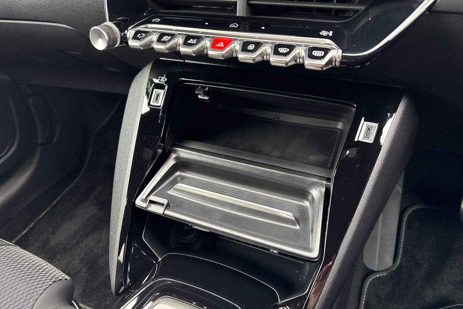 Used Peugeot E-208 2025 for sale - 76158273: Photo 56