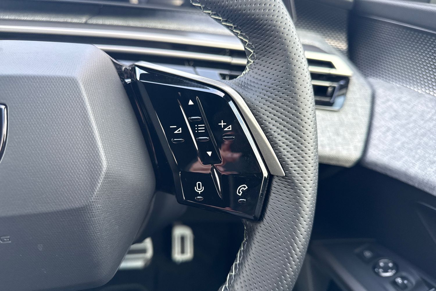 Used Peugeot E-3008 2026 for sale - 77187315: Photo 39