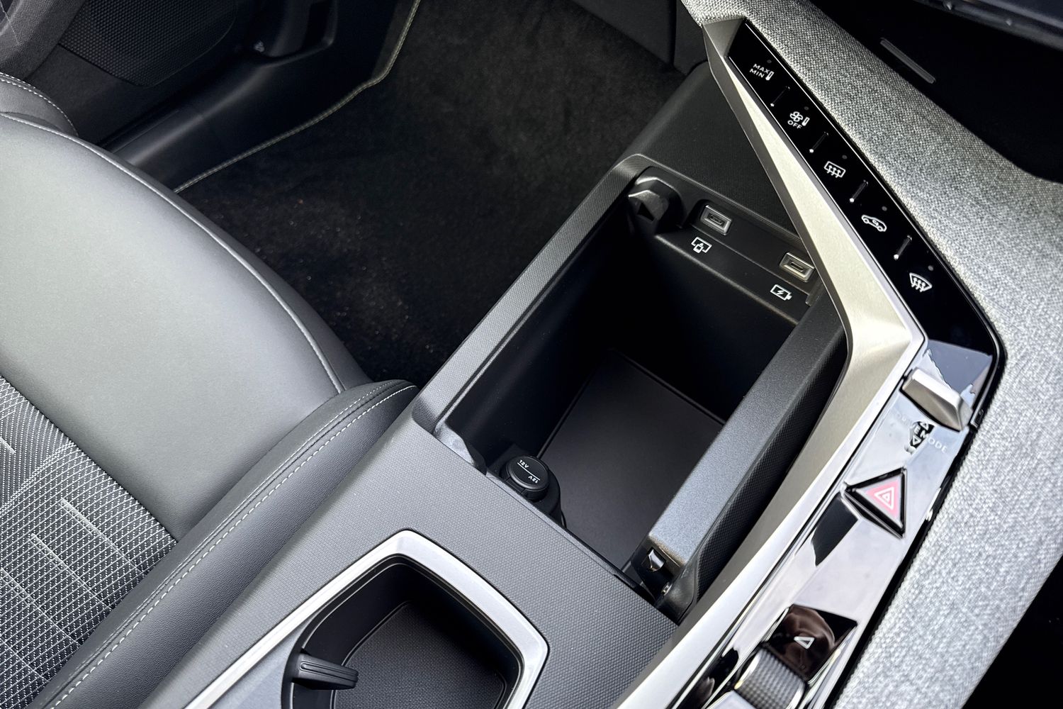 Used Peugeot E-3008 2026 for sale - 77187315: Photo 58