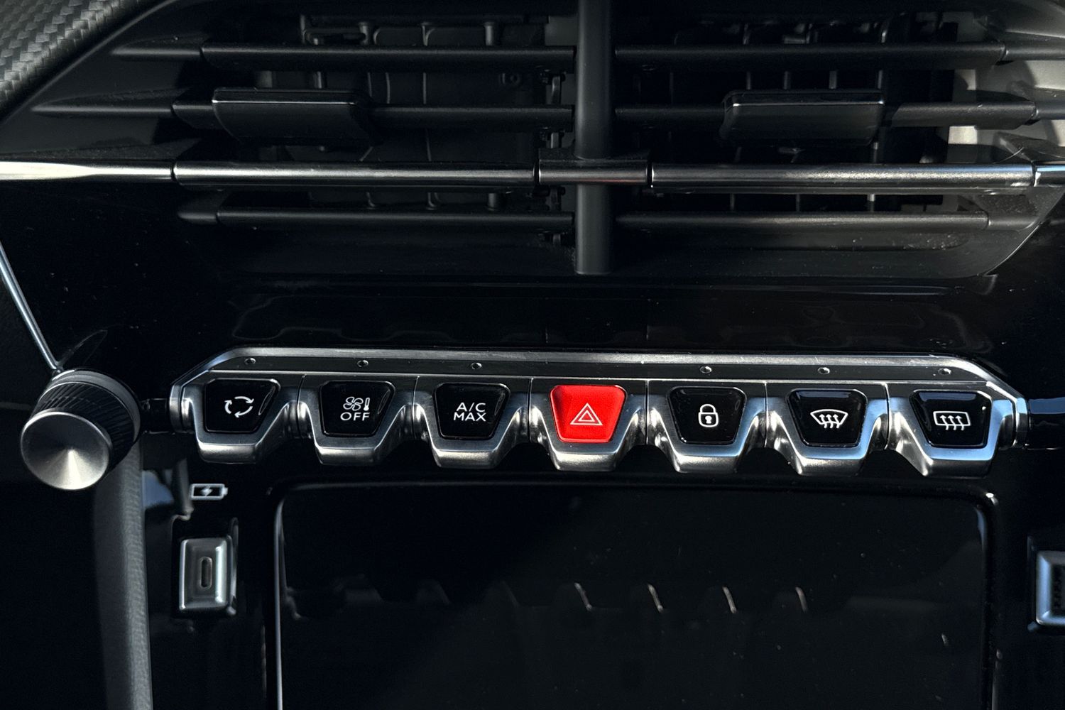 Used Peugeot 208 2023 for sale - 77661694: Photo 32