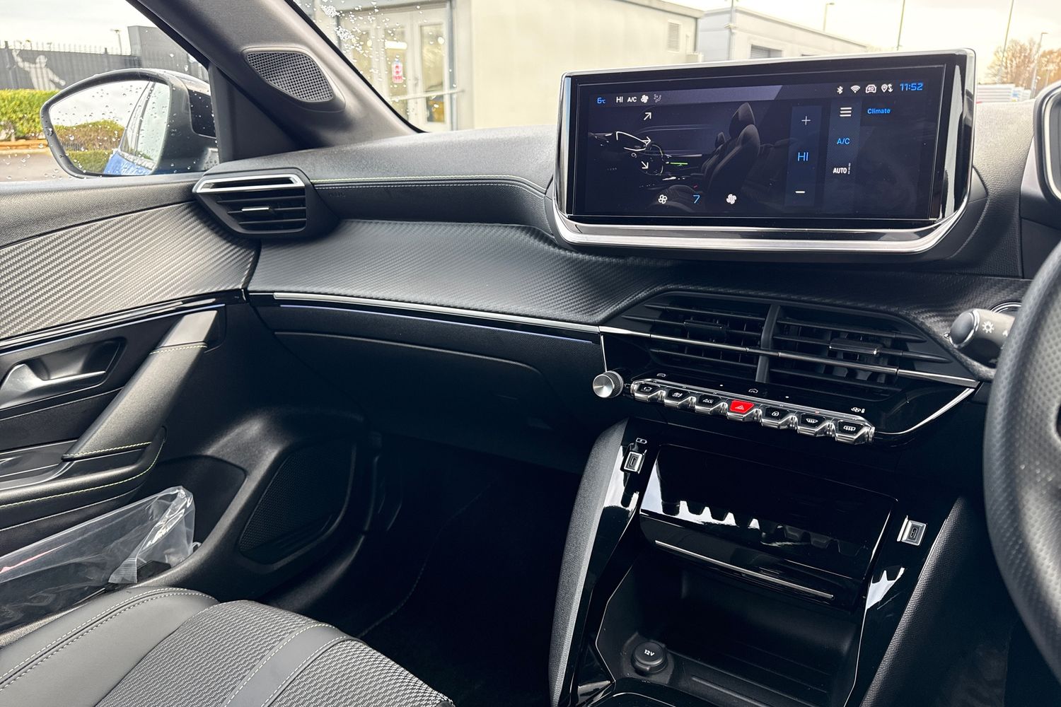 Used Peugeot 208 2024 for sale - 76836335: Photo 42