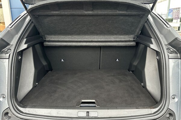 Used Peugeot 2008 2023 for sale - 76164710: Photo 6