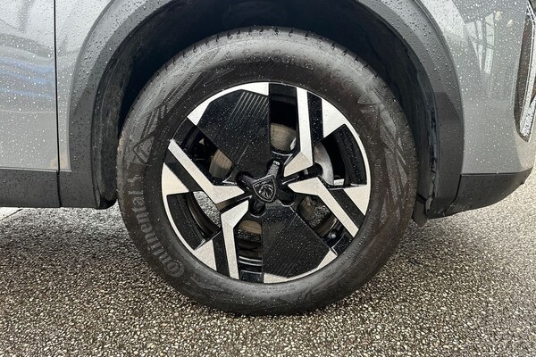 Used Peugeot 2008 2023 for sale - 76164710: Photo 9