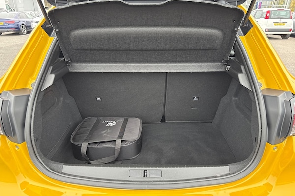 Used Peugeot E-208 2021 for sale - 76274690: Photo 6
