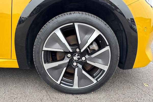 Used Peugeot E-208 2021 for sale - 76274690: Photo 9