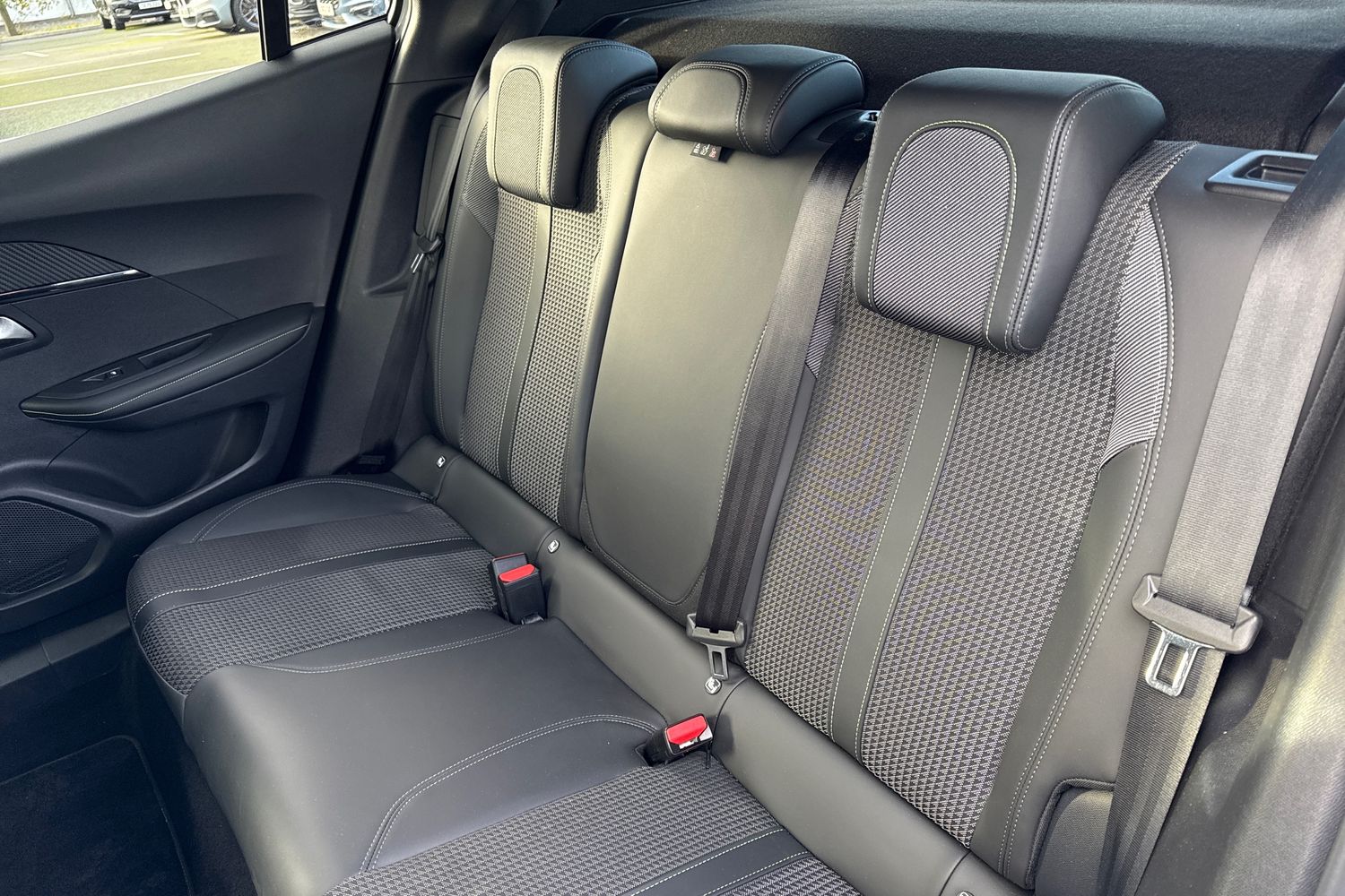 Used Peugeot 2008 2023 for sale - 76636929: Photo 18