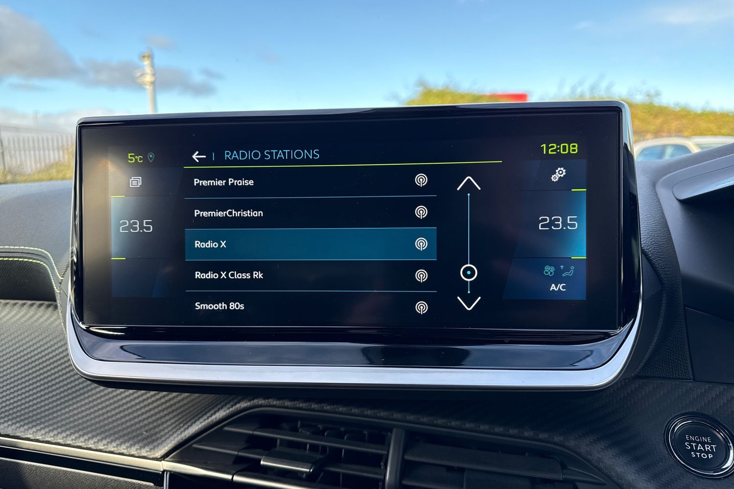 Used Peugeot 2008 2023 for sale - 76636929: Photo 45