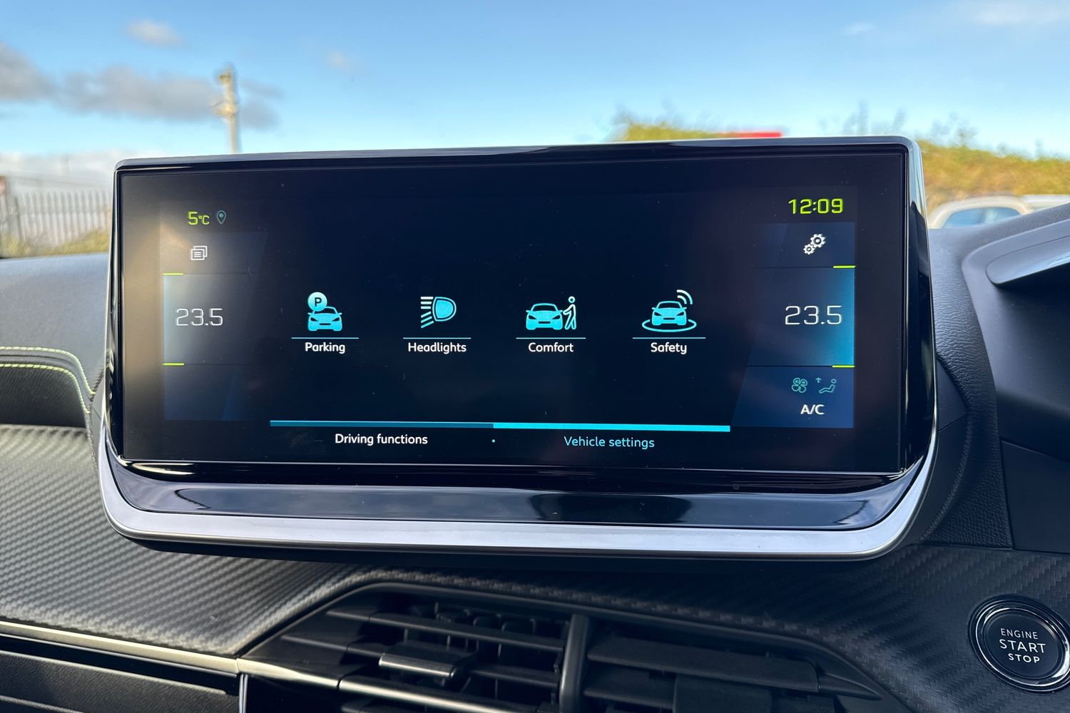 Used Peugeot 2008 2023 for sale - 76636929: Photo 52