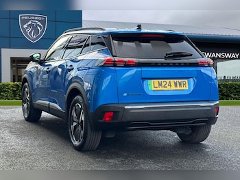 Used Peugeot 2008 2024 for sale - 76411695: Photo