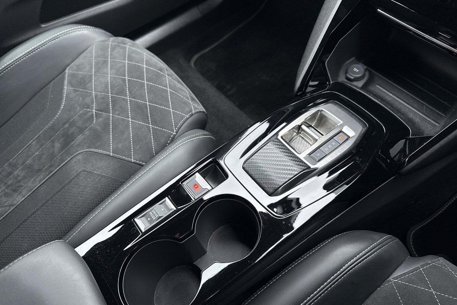 Used Peugeot 2008 2022 for sale - 77390272: Photo 22