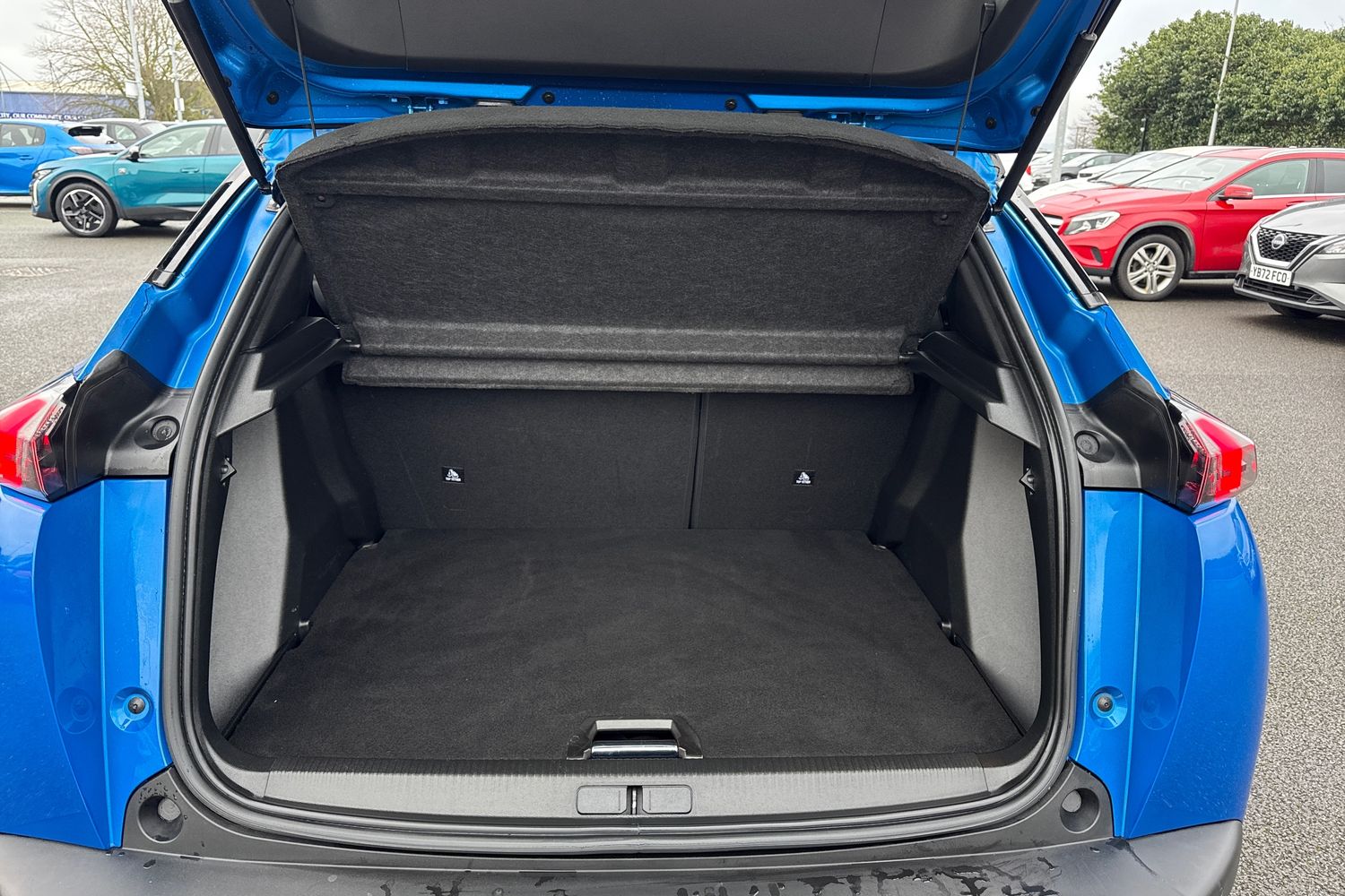 Used Peugeot 2008 2022 for sale - 77390272: Photo 6