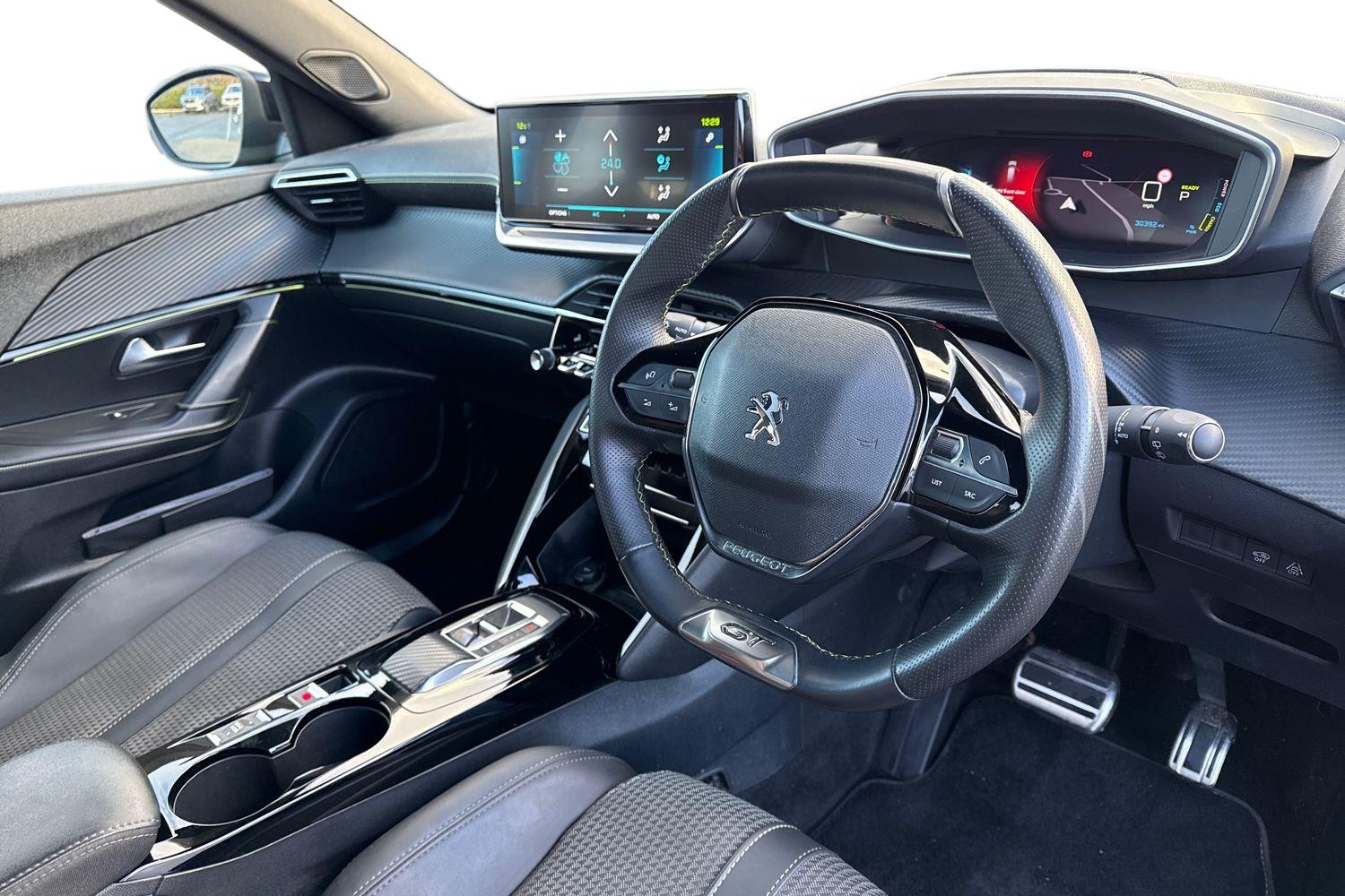 Used Peugeot E-2008 2022 for sale - 76902566: Photo 13
