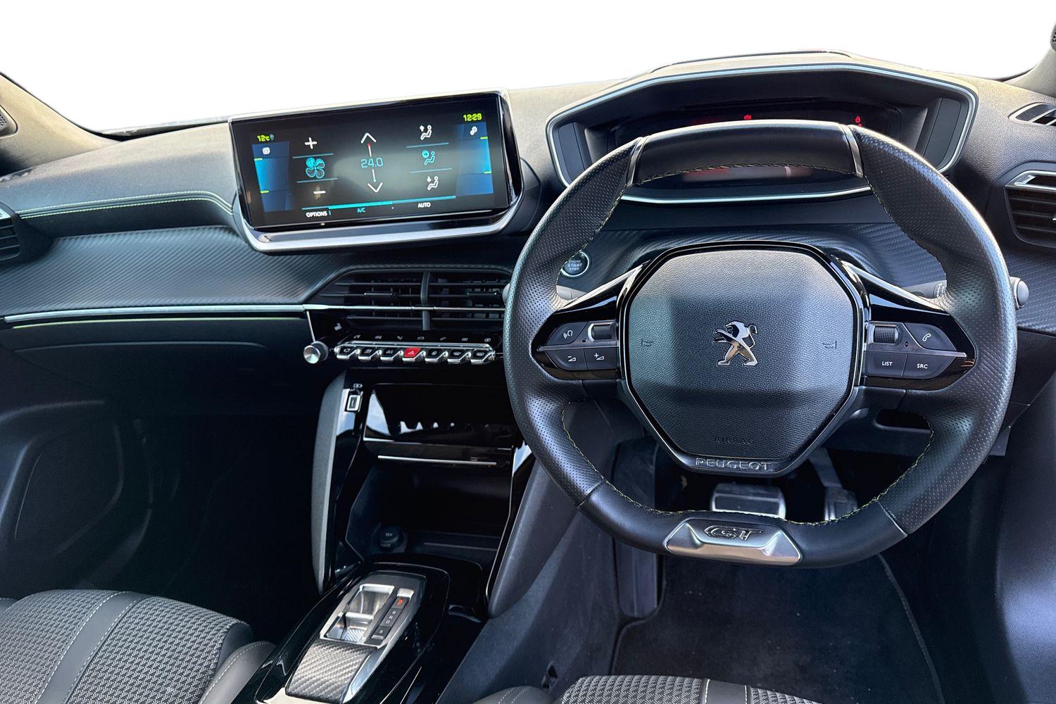 Used Peugeot E-2008 2022 for sale - 76902566: Photo 17