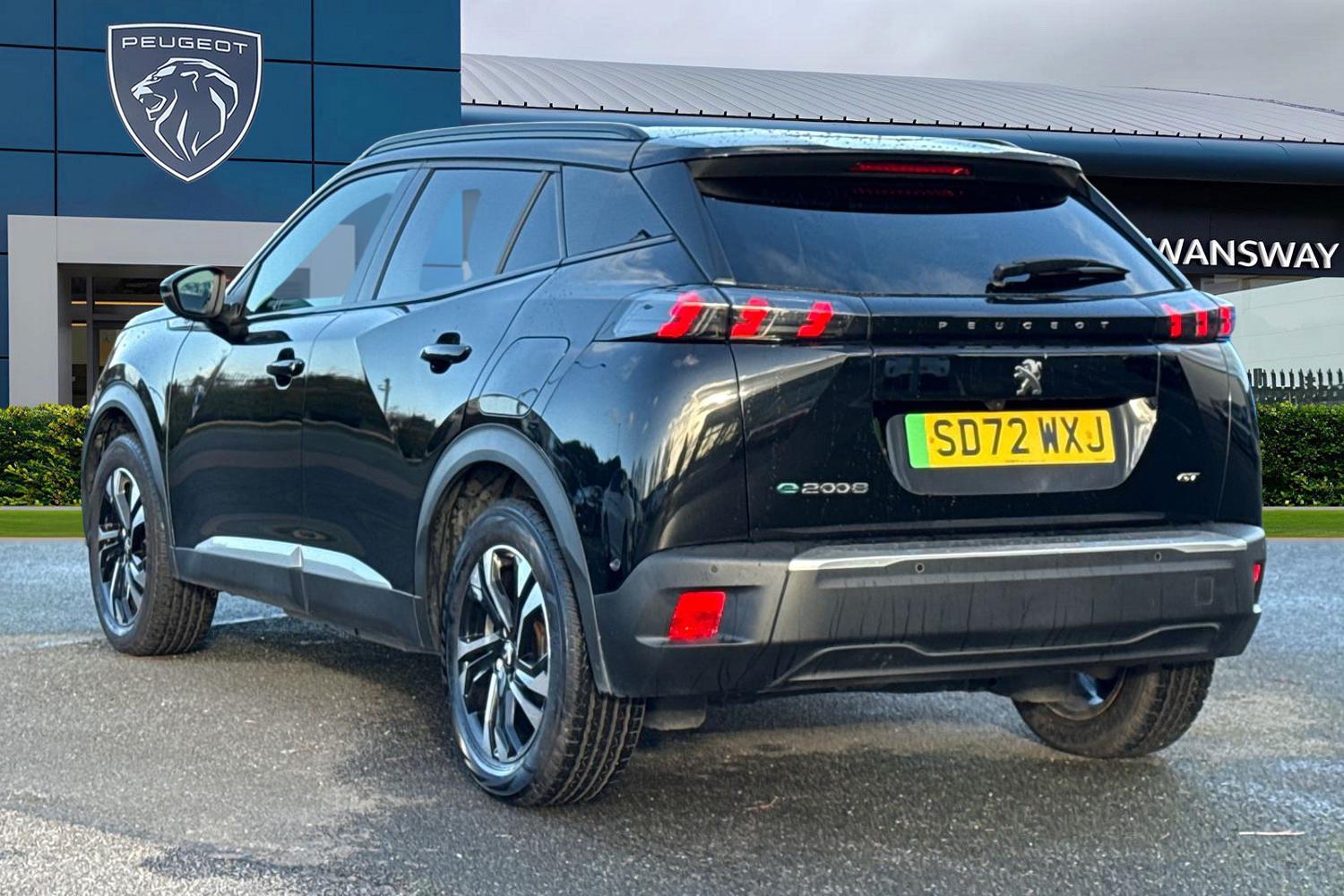 Used Peugeot E-2008 2022 for sale - 76902566: Photo 2
