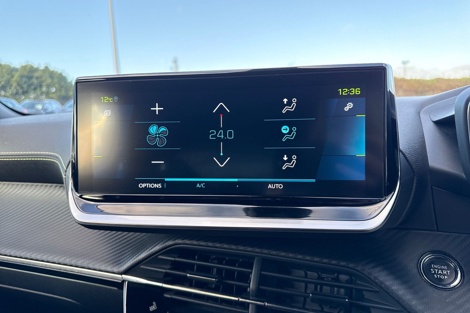 Used Peugeot E-2008 2022 for sale - 76902566: Photo 21