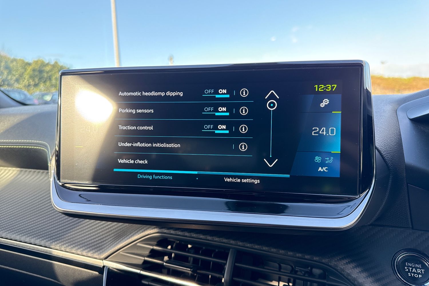 Used Peugeot E-2008 2022 for sale - 76902566: Photo 52