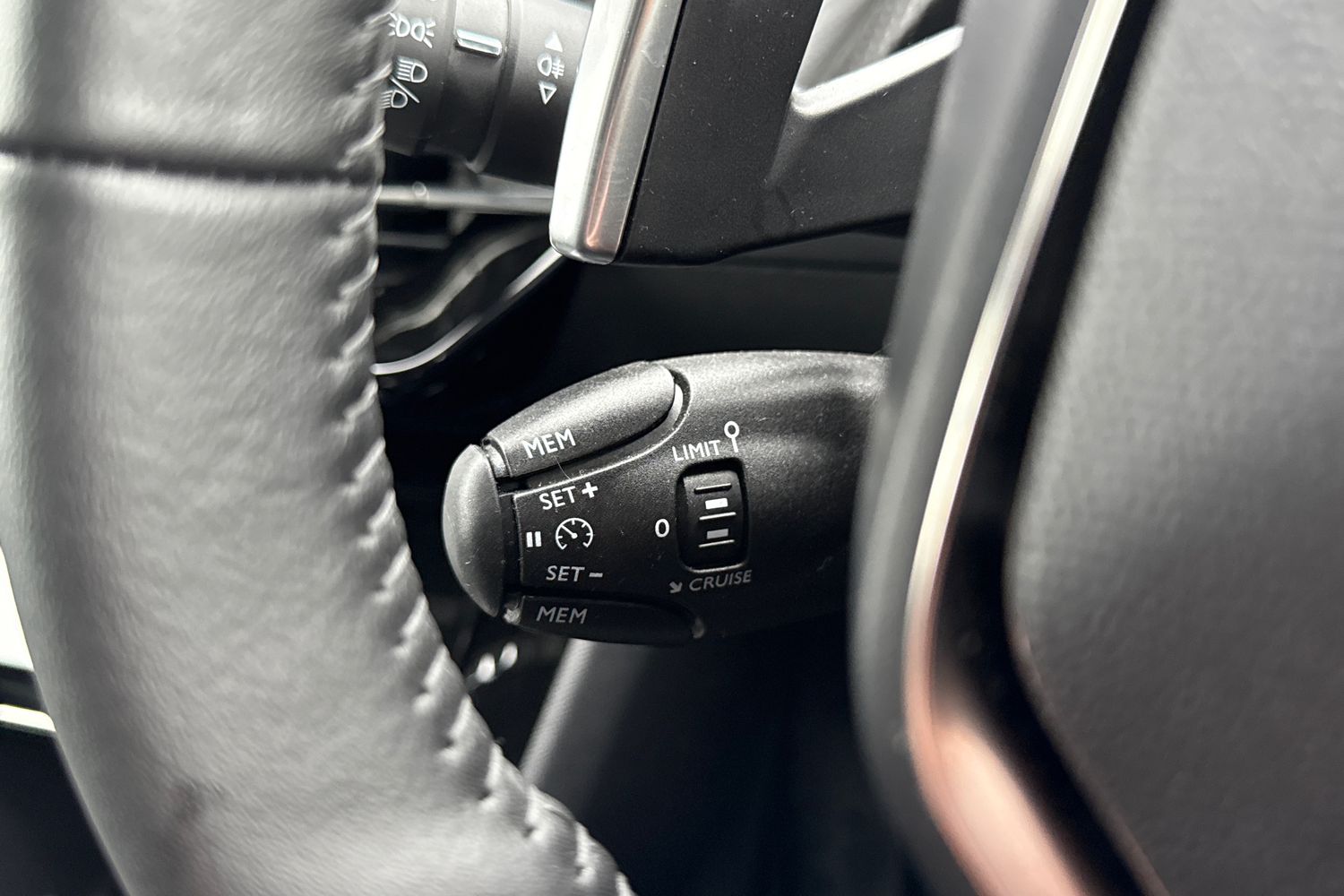 Used Peugeot 2008 2024 for sale - 77443935: Photo 39