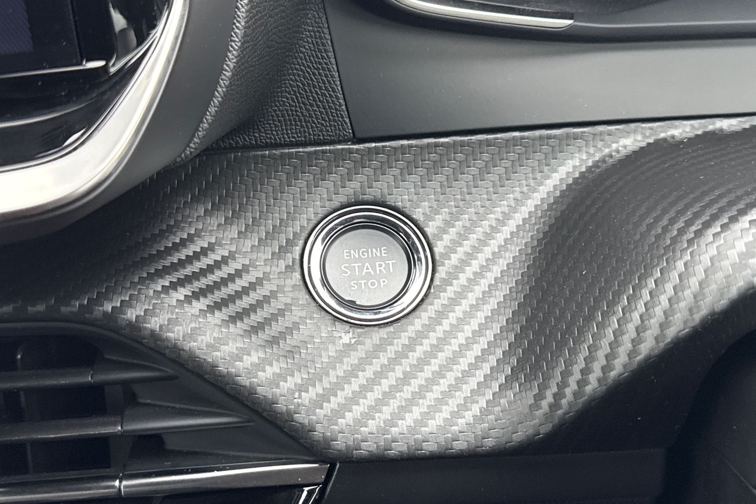 Used Peugeot 2008 2024 for sale - 77443935: Photo 51