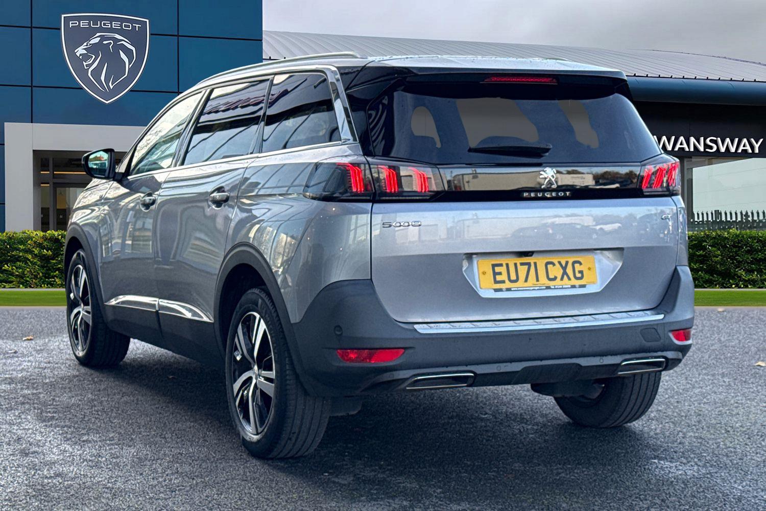 Used Peugeot 5008 2021 for sale - 76411572: Photo 2