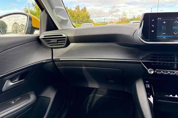 Used Peugeot 208 2020 for sale - 75995878: Photo 14