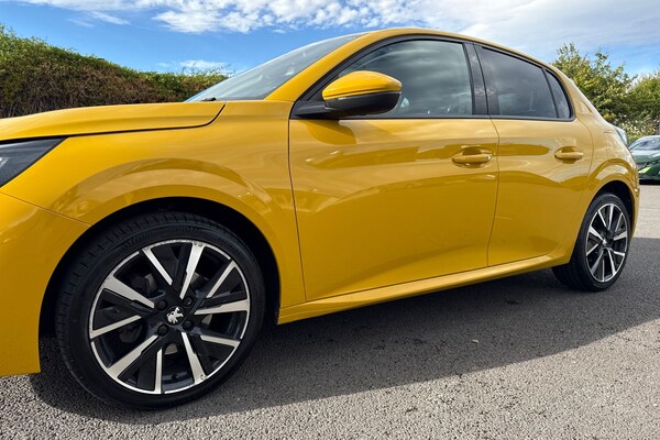 Used Peugeot 208 2020 for sale - 75995878: Photo 27