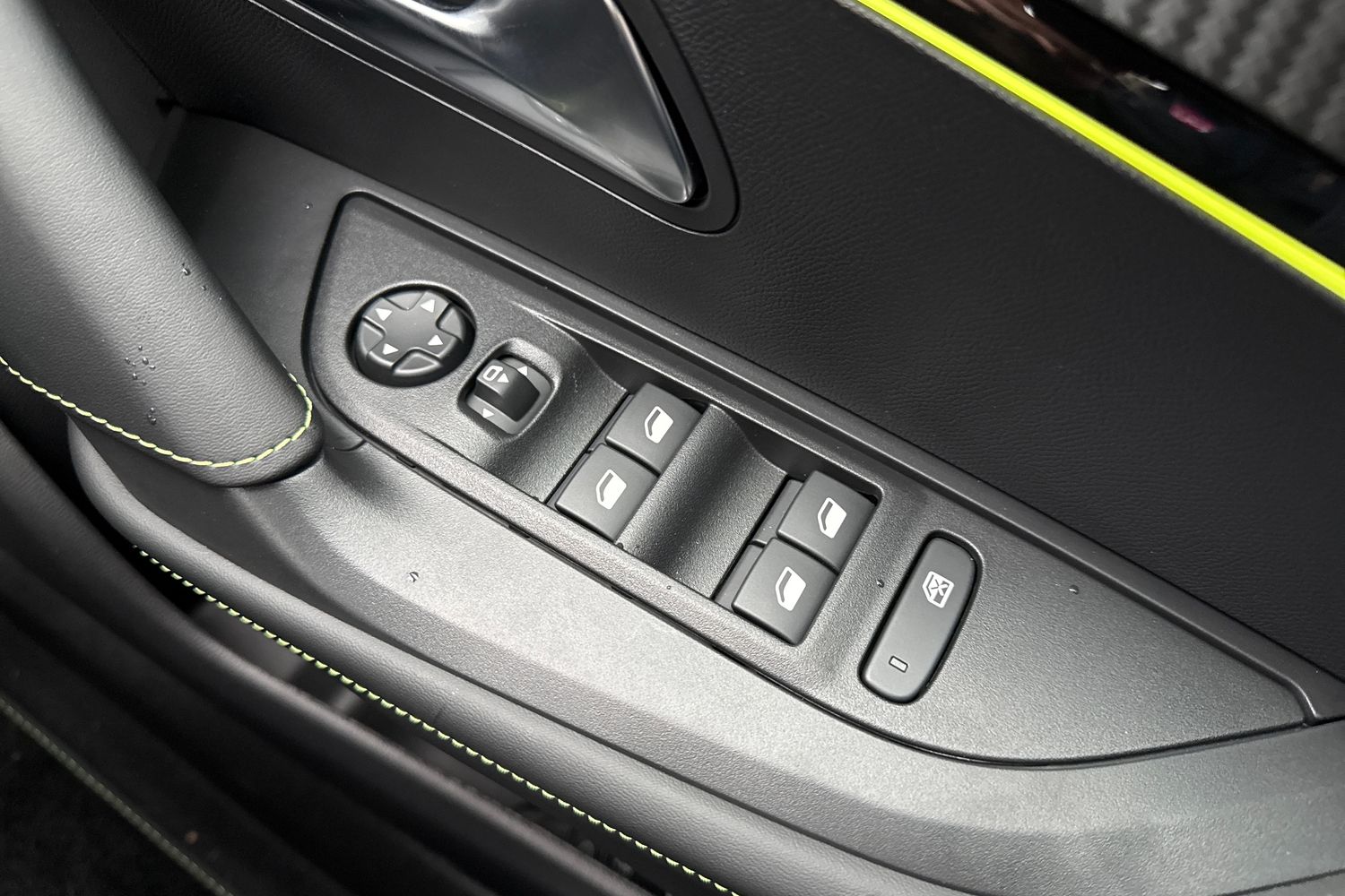 Used Peugeot 2008 2025 for sale - 75536422: Photo 29