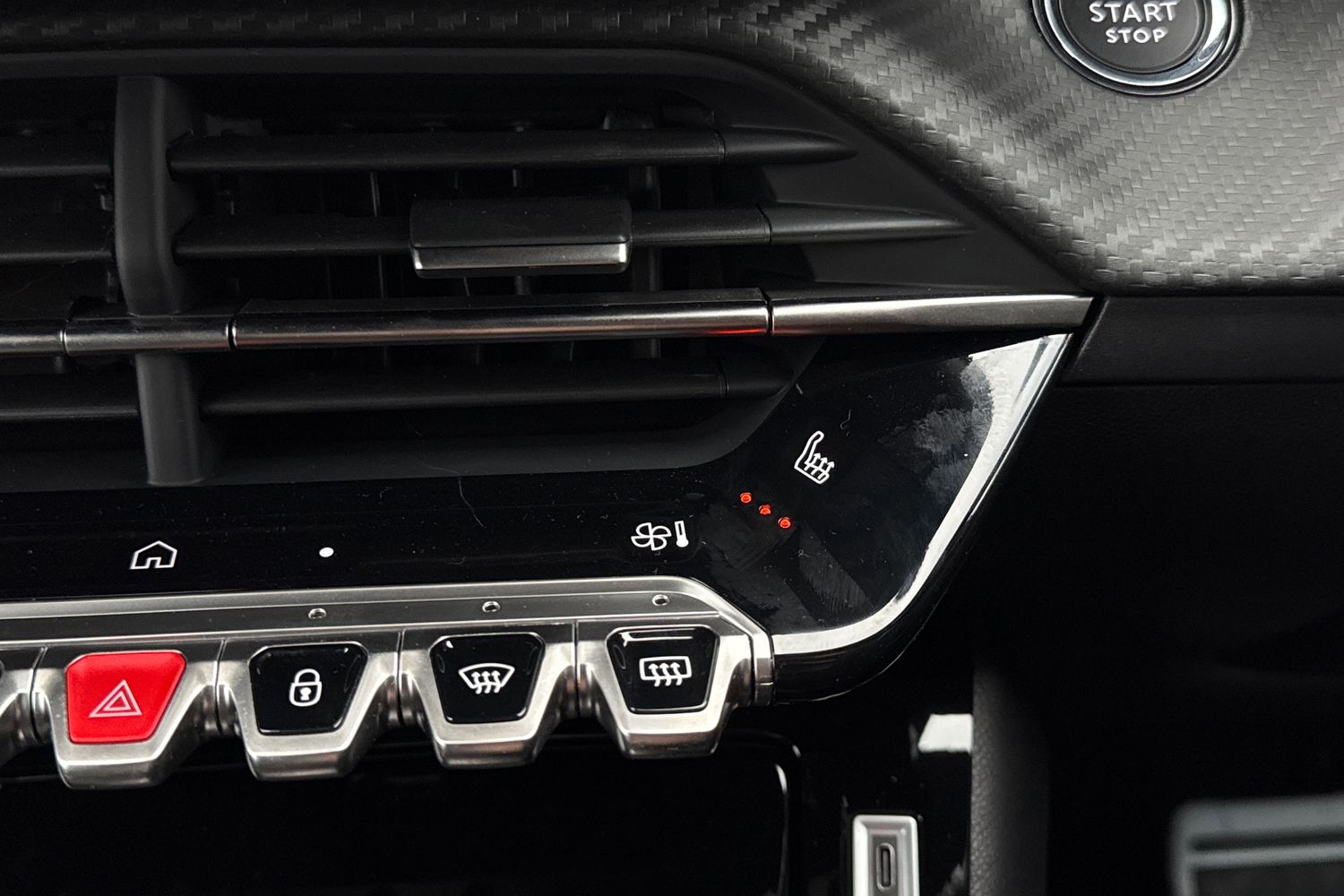 Used Peugeot 2008 2025 for sale - 75536422: Photo 44