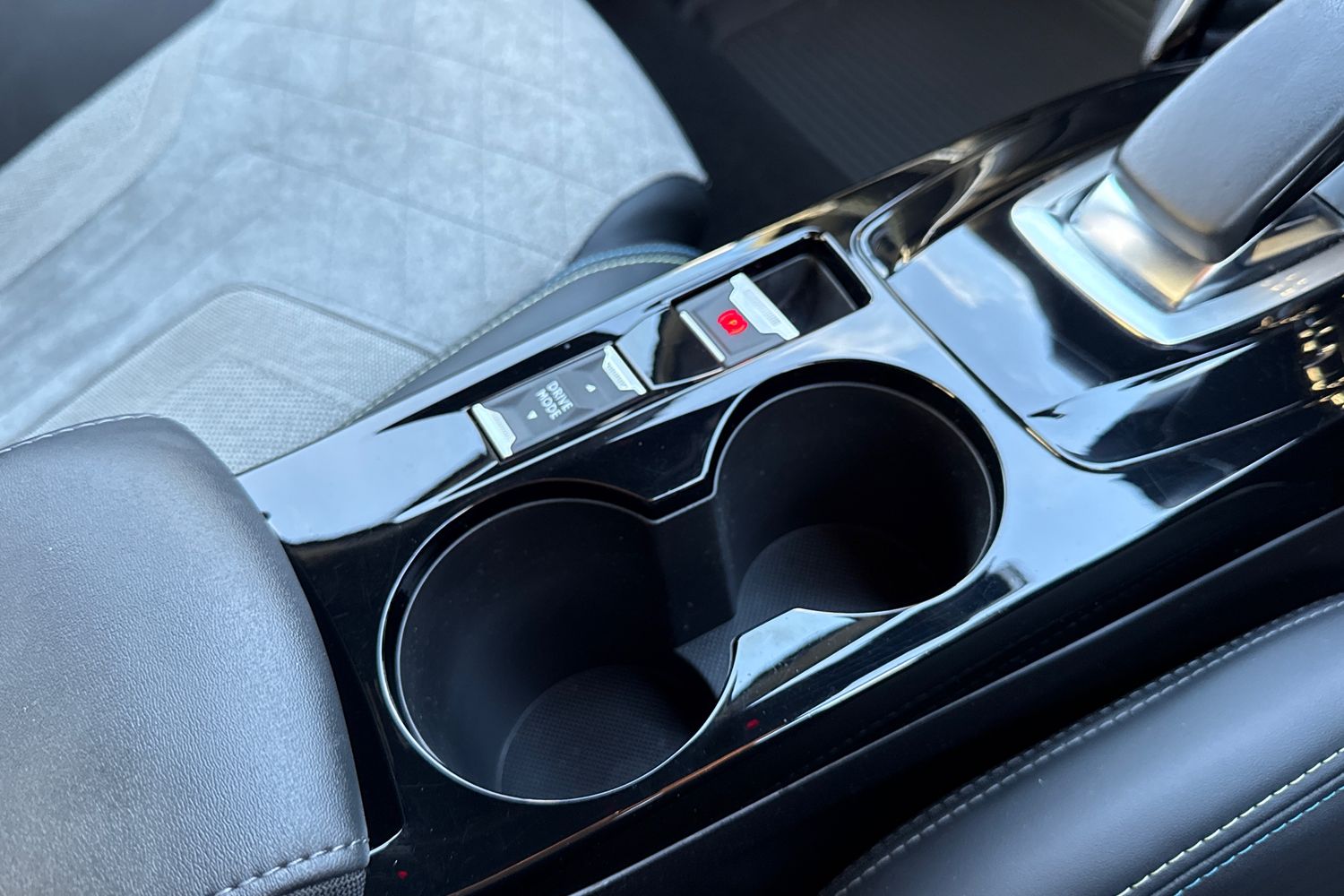 Used Peugeot E-208 2020 for sale - 76902624: Photo 60