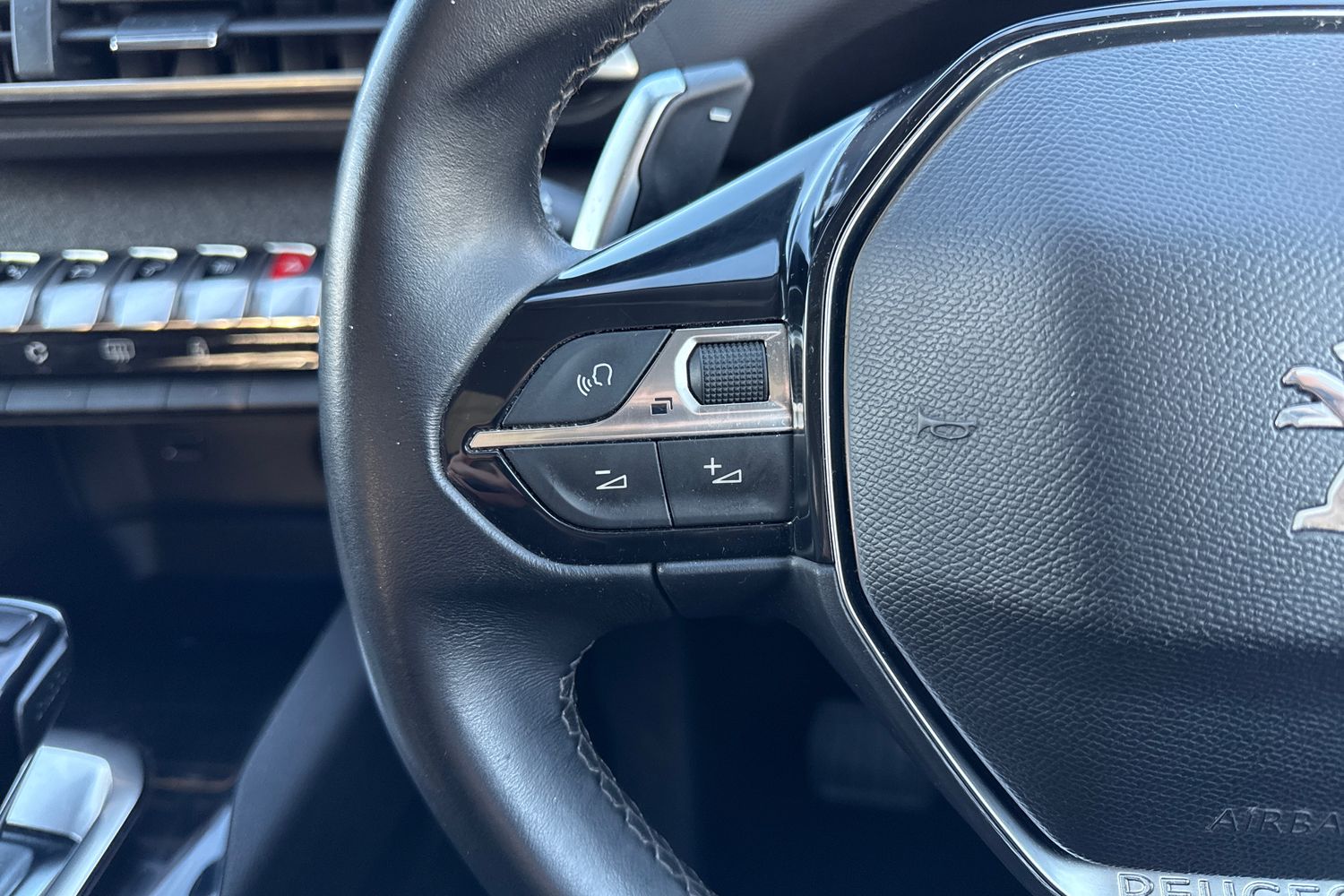 Used Peugeot 3008 2019 for sale - 76353098: Photo 39