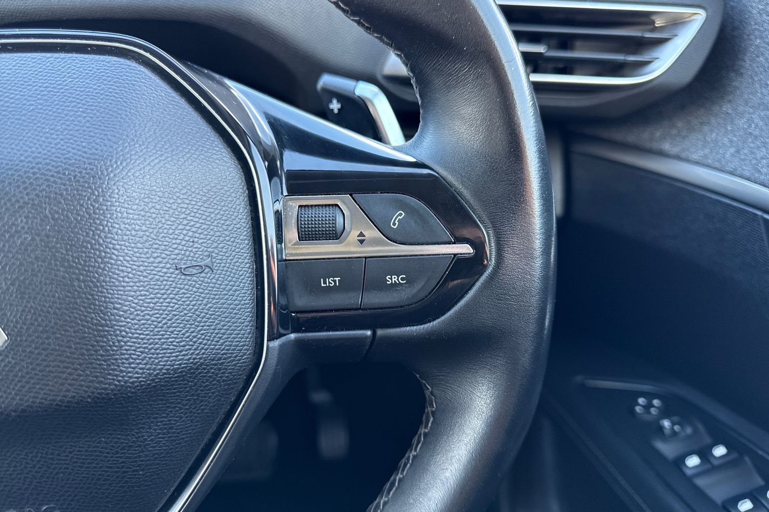 Used Peugeot 3008 2019 for sale - 76353098: Photo 40