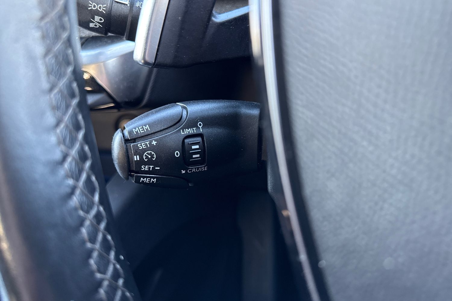 Used Peugeot 3008 2019 for sale - 76353098: Photo 41