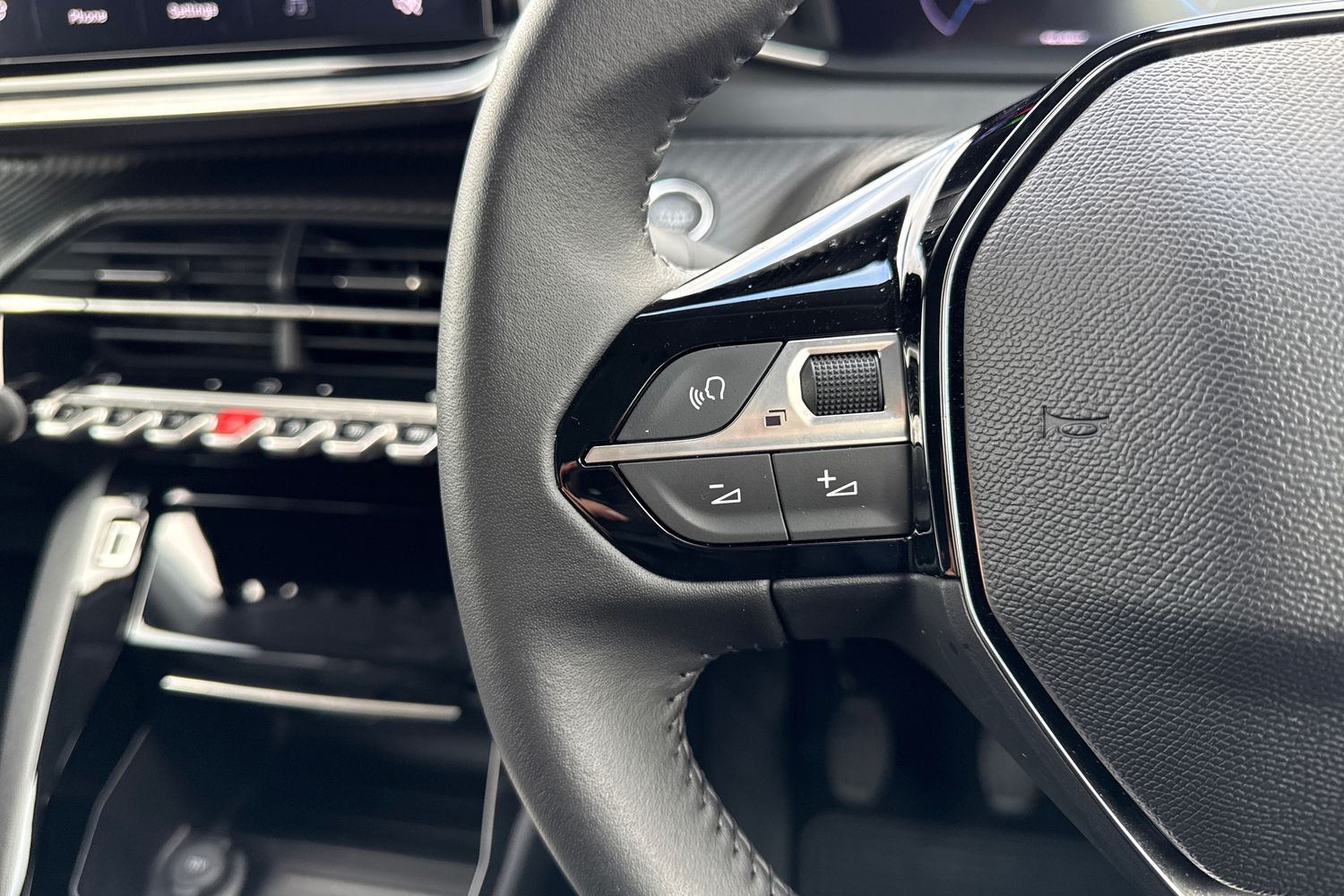 Used Peugeot 208 2025 for sale - 76481081: Photo 38