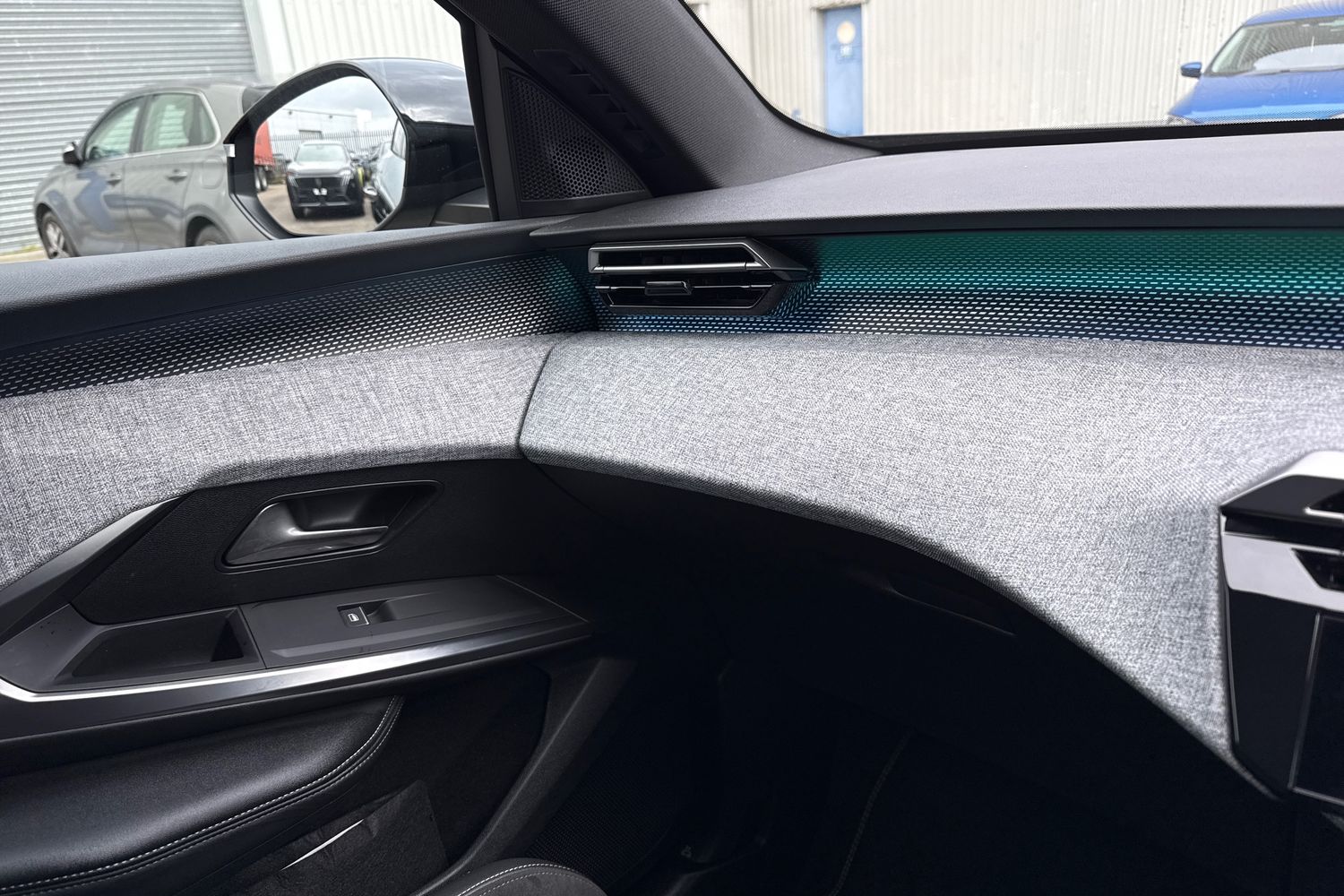 Used Peugeot 3008 2024 for sale - 77886511: Photo 59