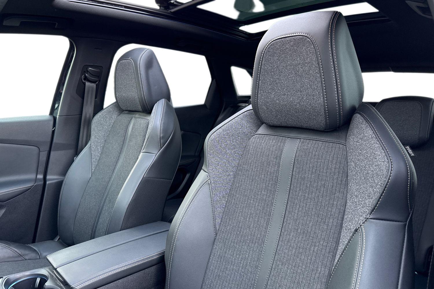 Used Peugeot 3008 2019 for sale - 77390273: Photo 16