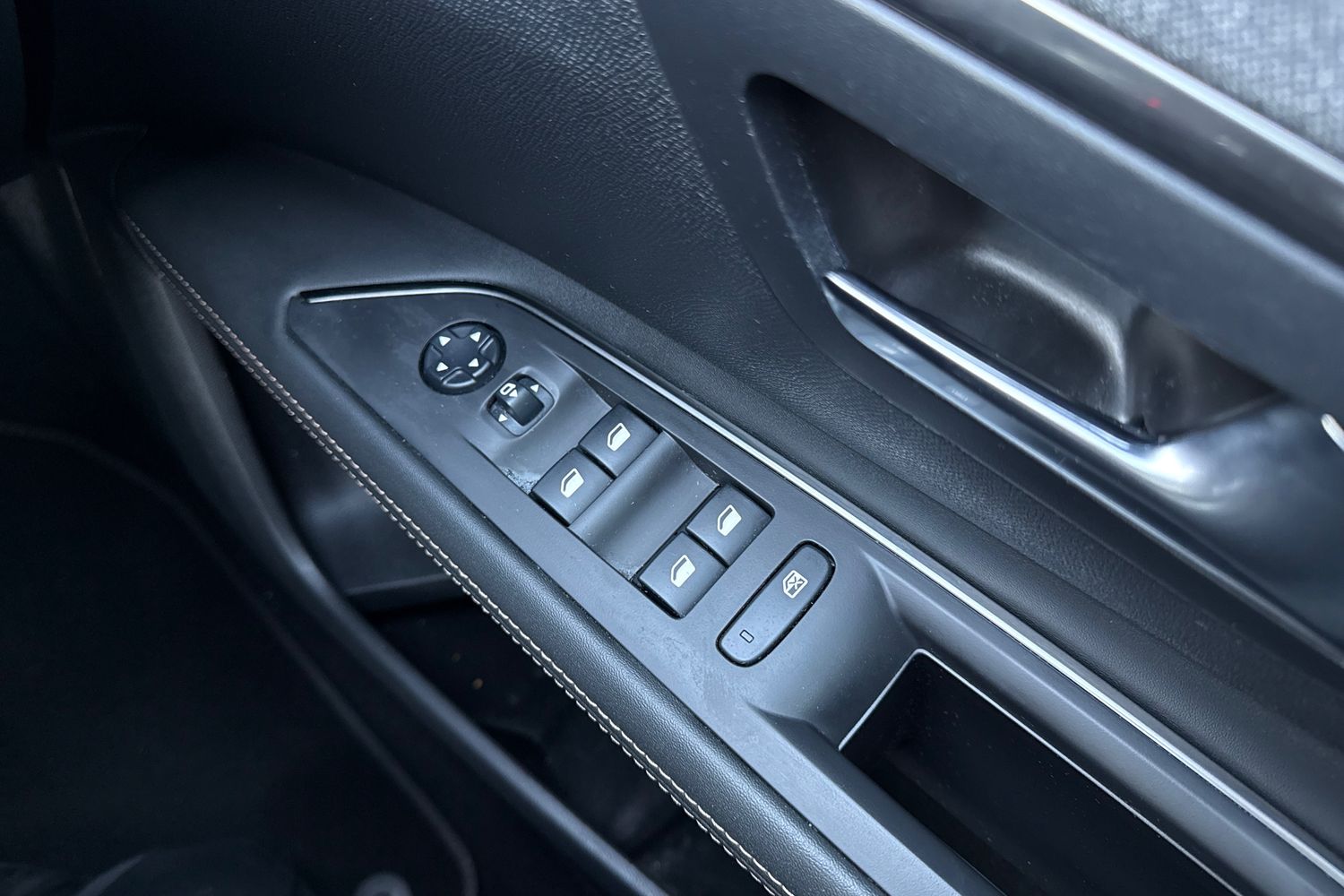 Used Peugeot 3008 2019 for sale - 77390273: Photo 44