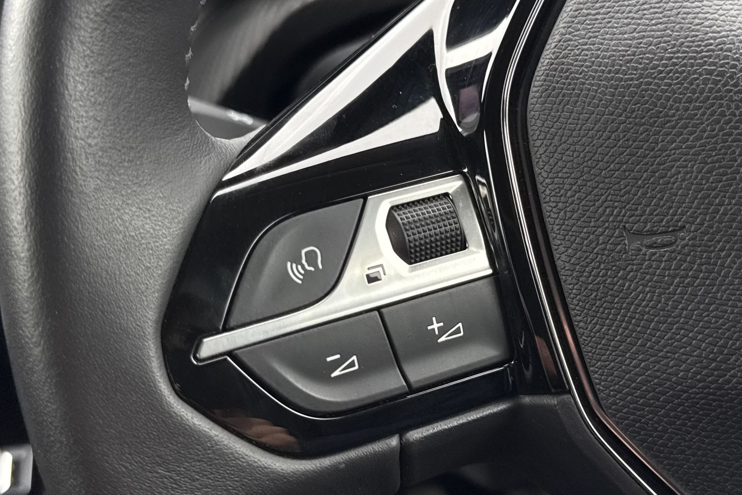 Used Peugeot 208 2023 for sale - 78177562: Photo 33