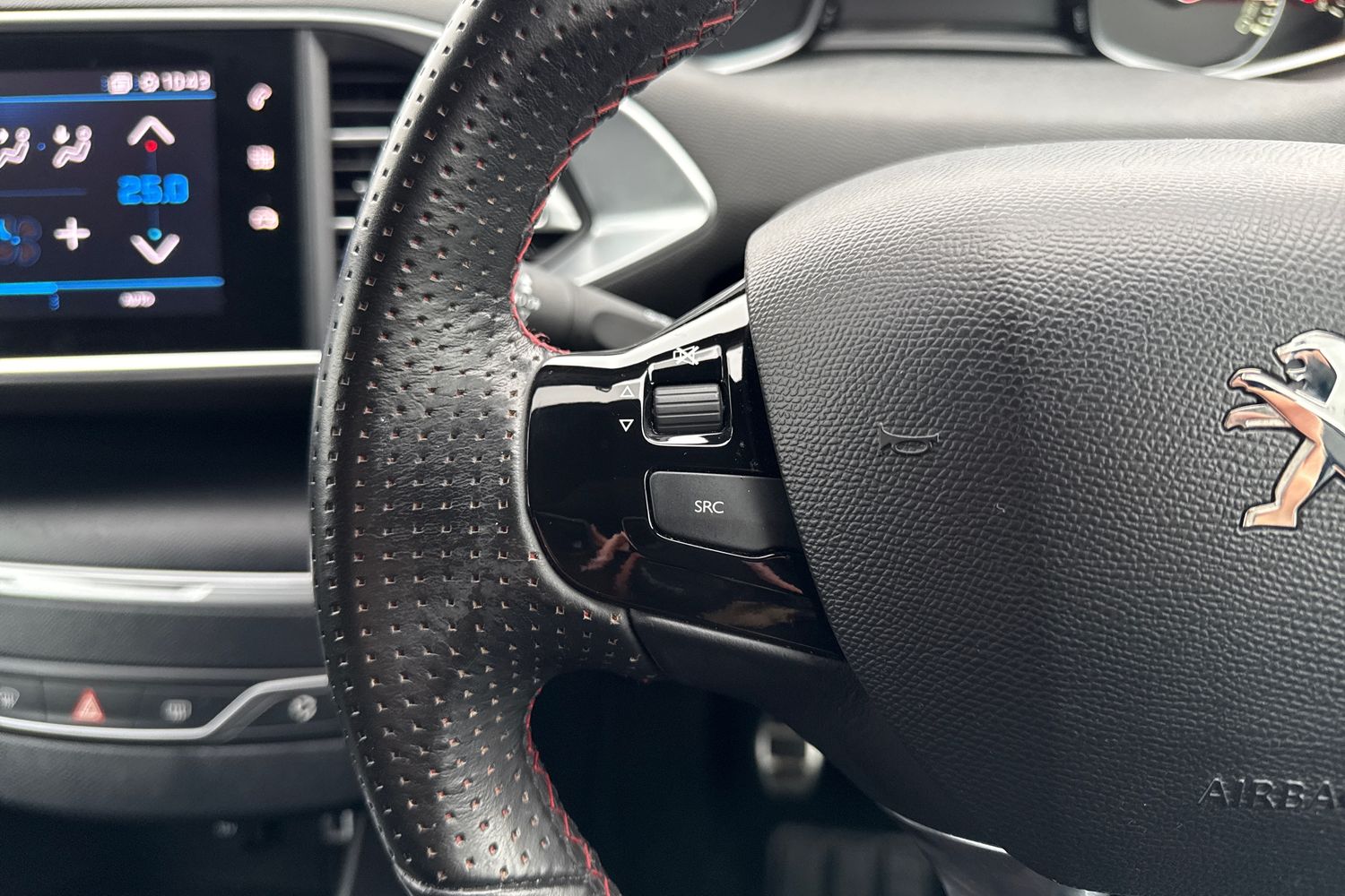 Used Peugeot 308 2019 for sale - 77436030: Photo 39