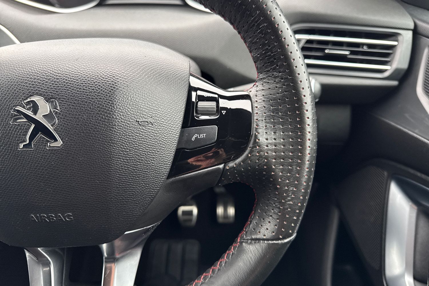 Used Peugeot 308 2019 for sale - 77436030: Photo 40