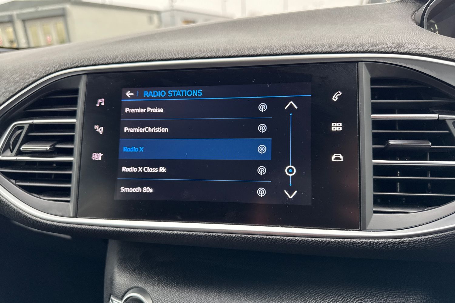 Used Peugeot 308 2019 for sale - 77436030: Photo 45