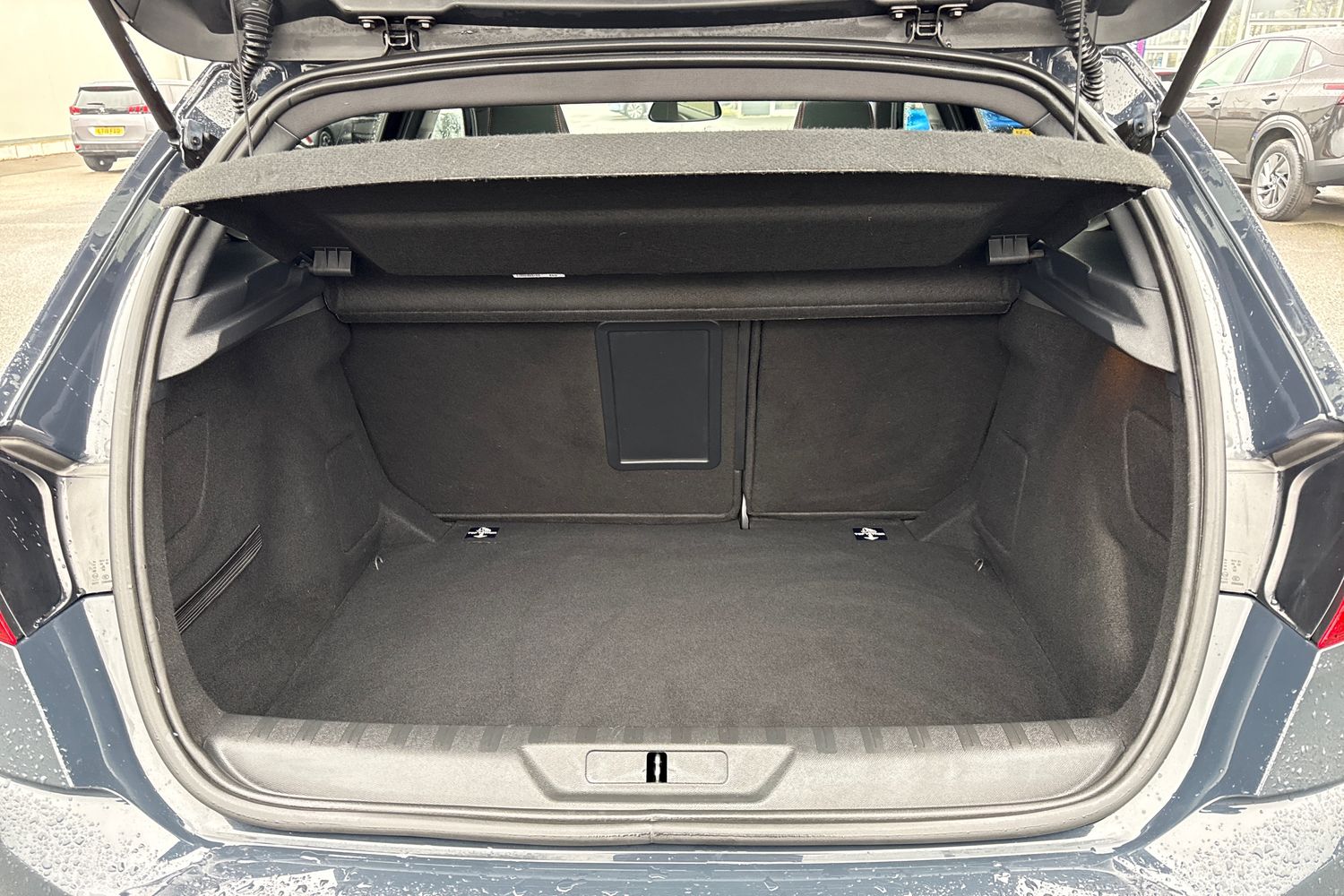 Used Peugeot 308 2019 for sale - 77436030: Photo 6