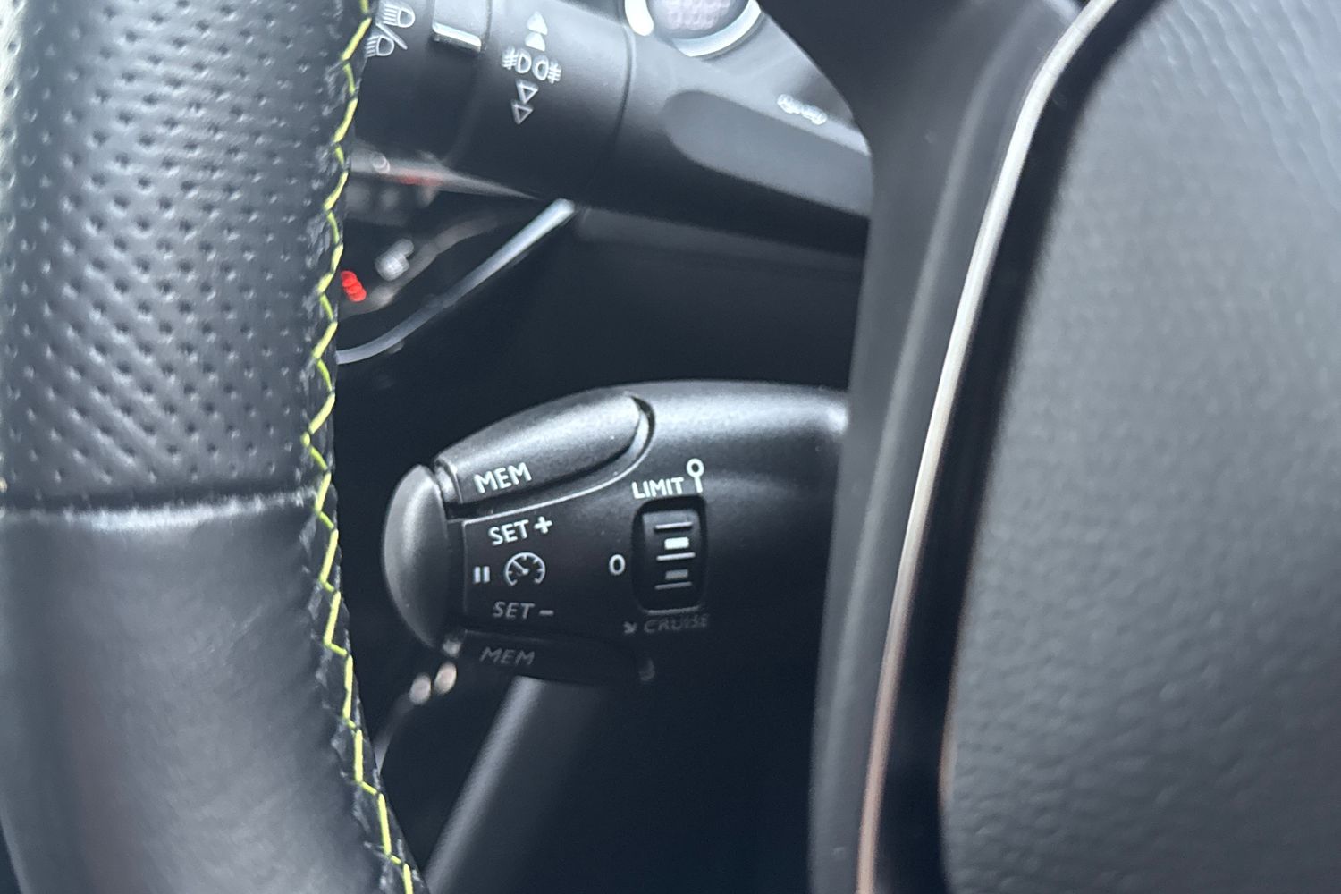 Used Peugeot 2008 2021 for sale - 76503051: Photo 40