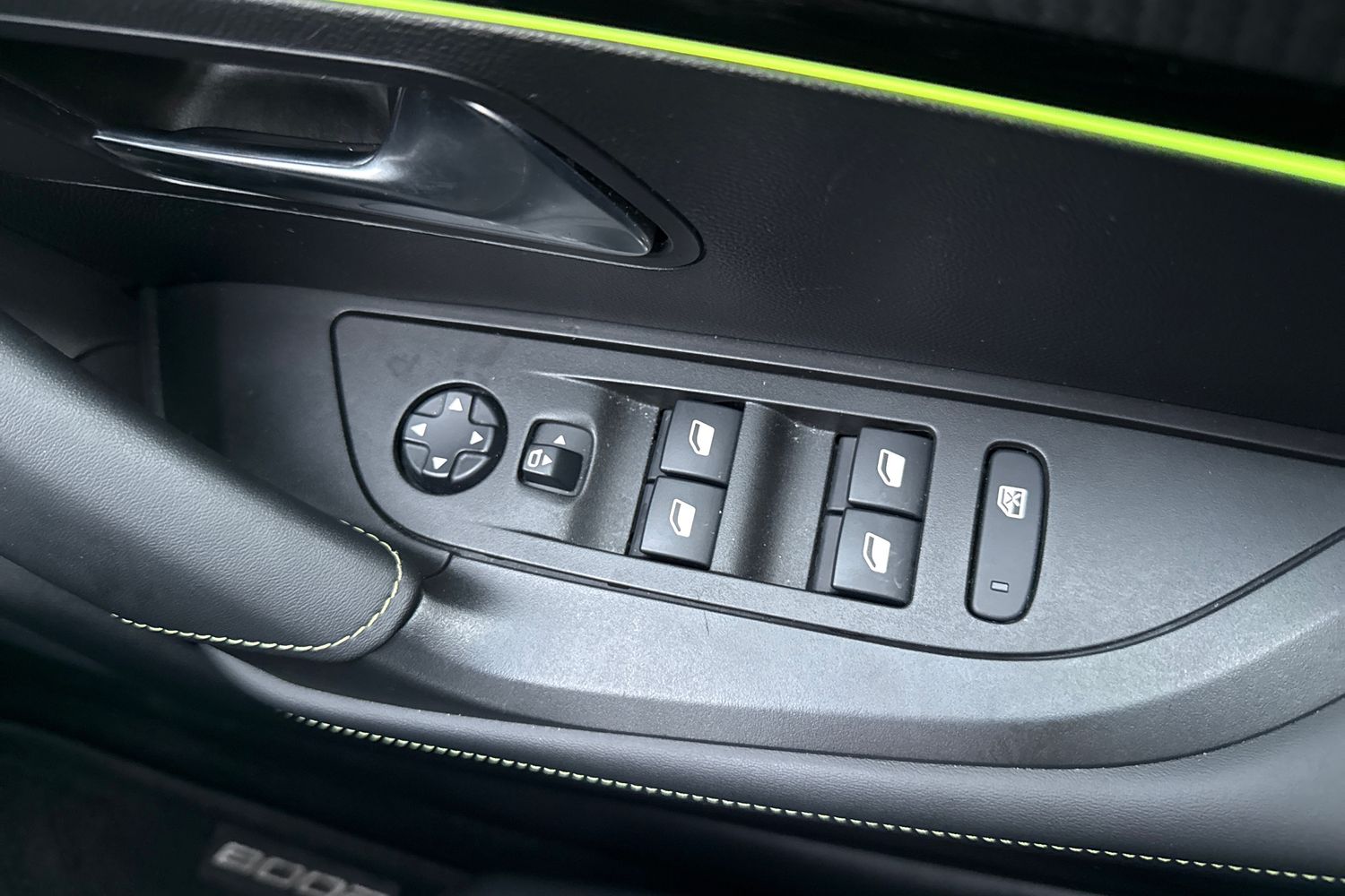 Used Peugeot 2008 2021 for sale - 76503051: Photo 41