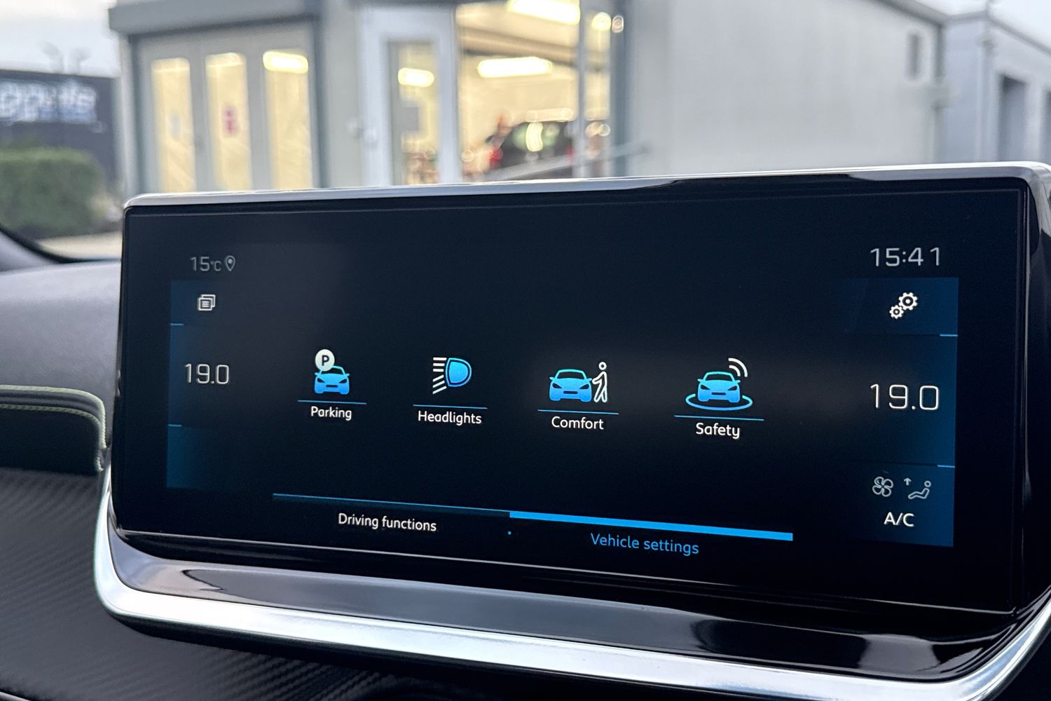 Used Peugeot 2008 2021 for sale - 76503051: Photo 51