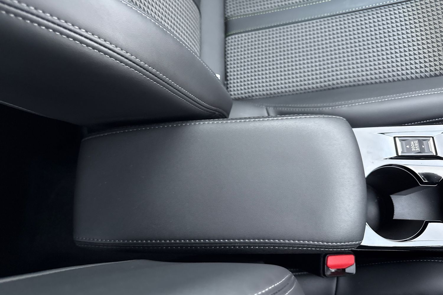 Used Peugeot 2008 2021 for sale - 76503051: Photo 59