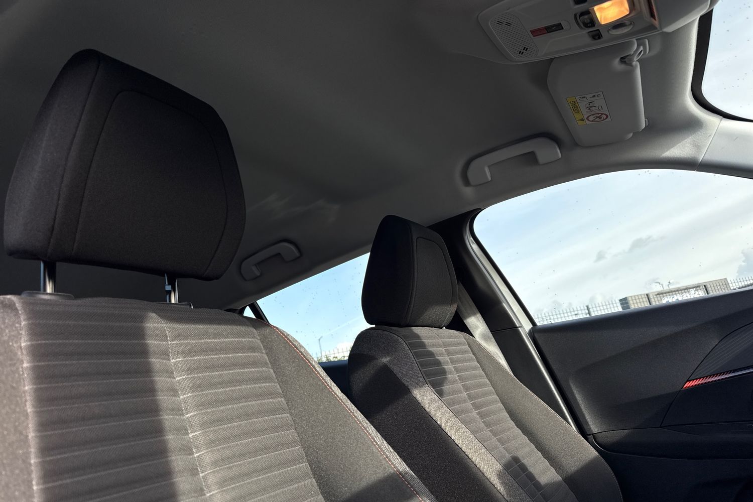 Used Peugeot 2008 2022 for sale - 76416609: Photo 24