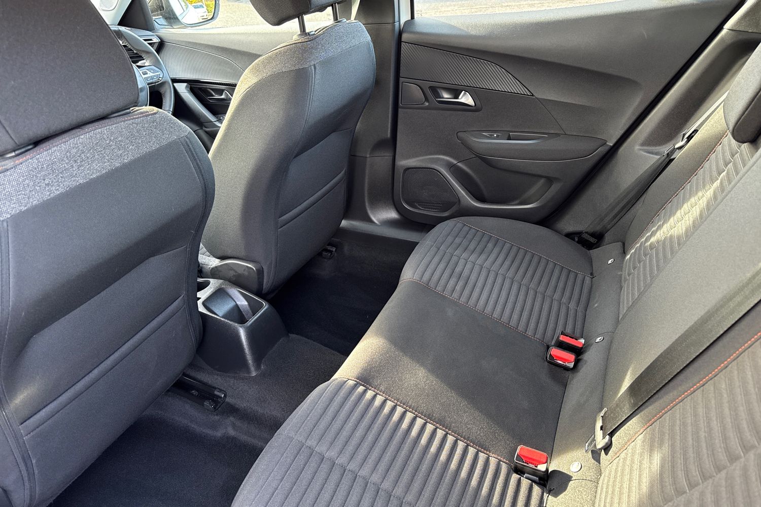 Used Peugeot 2008 2022 for sale - 76416609: Photo 31