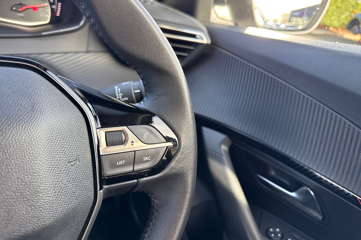 Used Peugeot 2008 2022 for sale - 76416609: Photo 37